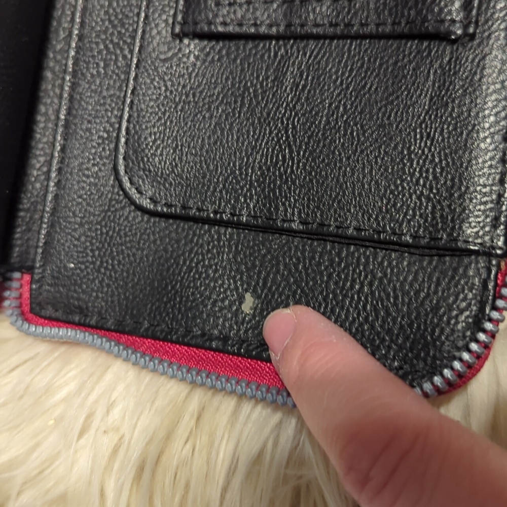 Betsey Johnson Wallet - Picture 6 of 7